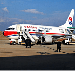 赣州黄金机场货运航空快运业稳步发展的原因是什么？